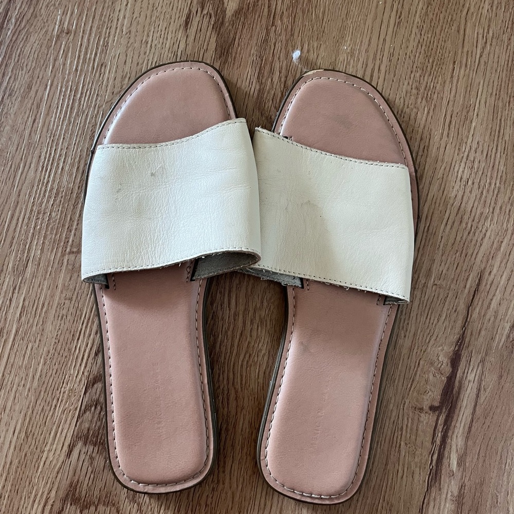 American Eagle Women's Cream Slide Sandals Size 7